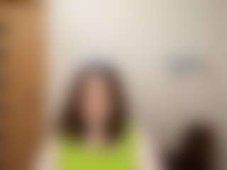 Live cam show with RochelStickler - Petite Teen (18+) on CamSextacy
