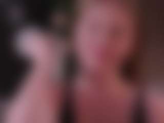 SharleneZinser's Live Sex Cam Show