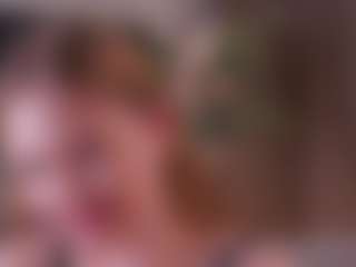 SharleneZinser's Live Sex Cam Show