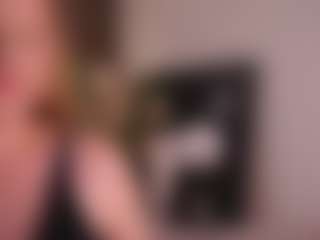 SharleneZinser's Live Sex Cam Show