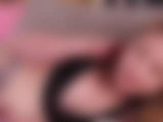 SharleneZinser's Live Sex Cam Show