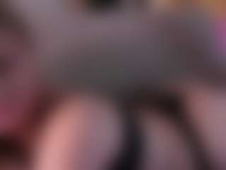 SharleneZinser's Live Sex Cam Show
