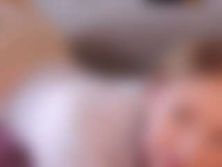 SharleneZinser's Live Sex Cam Show