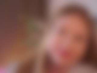 SharleneZinser's Live Sex Cam Show