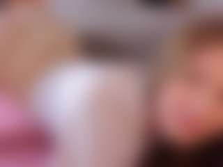 SharleneZinser's Live Sex Cam Show
