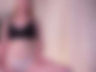 SharleneZinser's Live Sex Cam Show