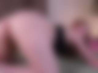 SharleneZinser's Live Sex Cam Show