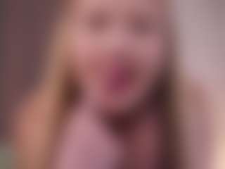 SharleneZinser's Live Sex Cam Show