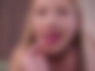 SharleneZinser's Live Sex Cam Show