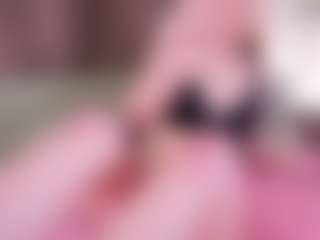 SharleneZinser's Live Sex Cam Show