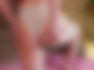 Live cam show with SharleneZinser - Blonde Hair on AdultVida.com