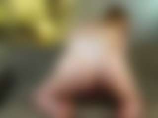 Live cam show with SharleneZinser - Teen (18+) on liverealitysex.com
