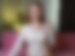 Live cam show with SharleneZinser - Blue Eyes on StripNow