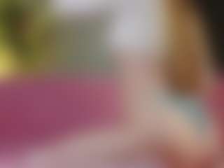 SharleneZinser's Live Sex Cam Show