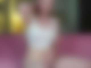 SharleneZinser's Live Sex Cam Show