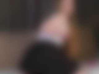 Live-Cam-Show mit SharleneZinser - Tittyfuck auf Camsoda