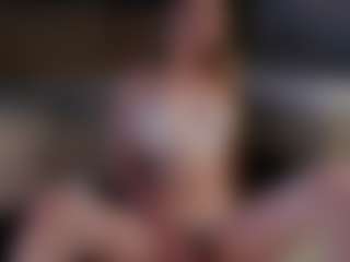 SharleneZinser's Live Sex Cam Show
