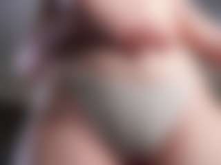 SharleneZinser's Live Sex Cam Show
