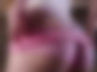 Live cam show with SharleneZinser - Blonde Hair Petite on Fling VIP Chat