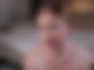 Live cam show with SharleneZinser - Deepthroat on TastyBlacksLive