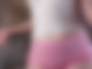 Live cam show with SharleneZinser - Foot Fetish on 1on1-livenow