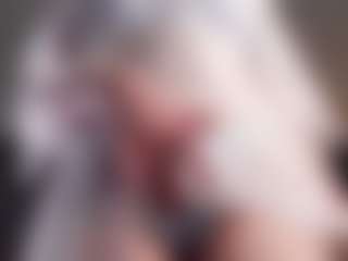 SharleneZinser's Live Sex Cam Show