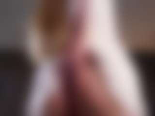 SharleneZinser's Live Sex Cam Show