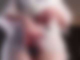 SharleneZinser's Live Sex Cam Show