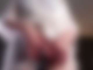 SharleneZinser's Live Sex Cam Show