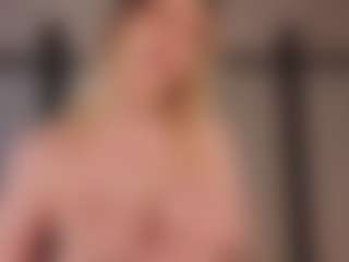 Live cam show with Silknsin777 - Cowgirl on Hubzter Live