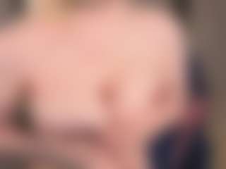 Live cam show with Silknsin777 - Foot Fetish Blonde Hair on sexylive.show