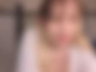 Live cam show with Silknsin777 - Green Eyes on Camsoda