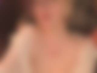 Live cam show with Silknsin777 - Dirty Talk on madthumbs