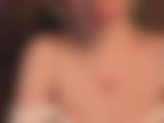 Live-Cam-Show mit Silknsin777 - Smoking auf Camsoda