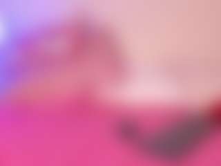 Live cam show with Violette-rouse - Blonde Hair Amateur on Milfs Live