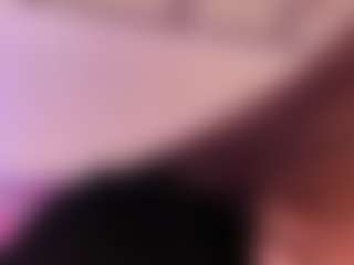 Live cam show with Violette-rouse - Brown Eyes on StripNow