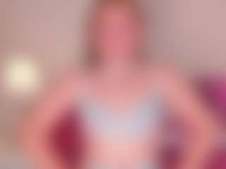 Live cam show with Violette-rouse - College Toys on StripNow