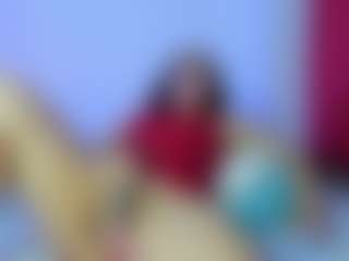 Live cam show with Abby Moons - BBW on TeamSkeetLive