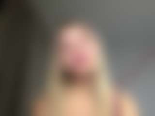Live cam show with AleaseDedinas - New Teen (18+) on galaxygirlnitro.com