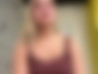 Live cam show with AleaseDedinas - Blonde Hair Big Tits on Free Soda