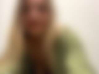 AleaseDedinas's Live Sex Cam Show