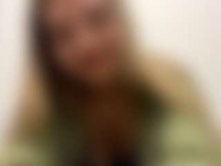 AleaseDedinas's Live Sex Cam Show