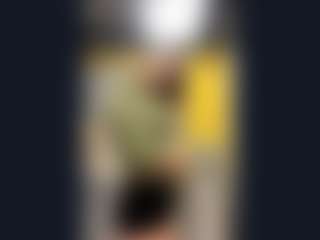 Live cam show with AleaseDedinas - Average on sexylive.show