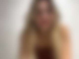 AleaseDedinas's Live Sex Cam Show