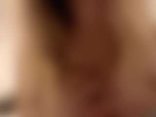 Live cam show with AleaseDedinas - Handjob on Camsoda