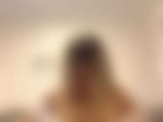 Live cam show with AleaseDedinas - College Curvy on Camsoda