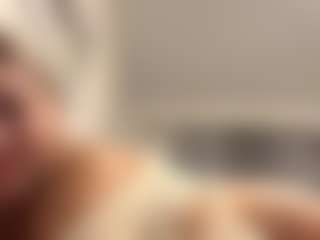 Live cam show with AleaseDedinas - College on liverealitysex.com