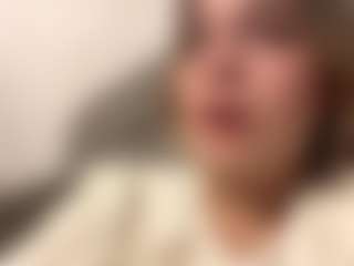 AleaseDedinas's Live Sex Cam Show