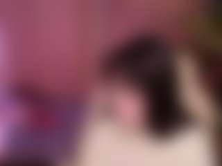 Live cam show with AlmaClark - Body Massage on AdultVida.com