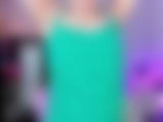 Live cam show with Andy-Gamboa22 - Smoking on Camsoda